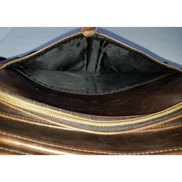 Vintage TOTES Brown Genuine Leather Messenger Bag Crossbody Satchel - Picture 9 of 13